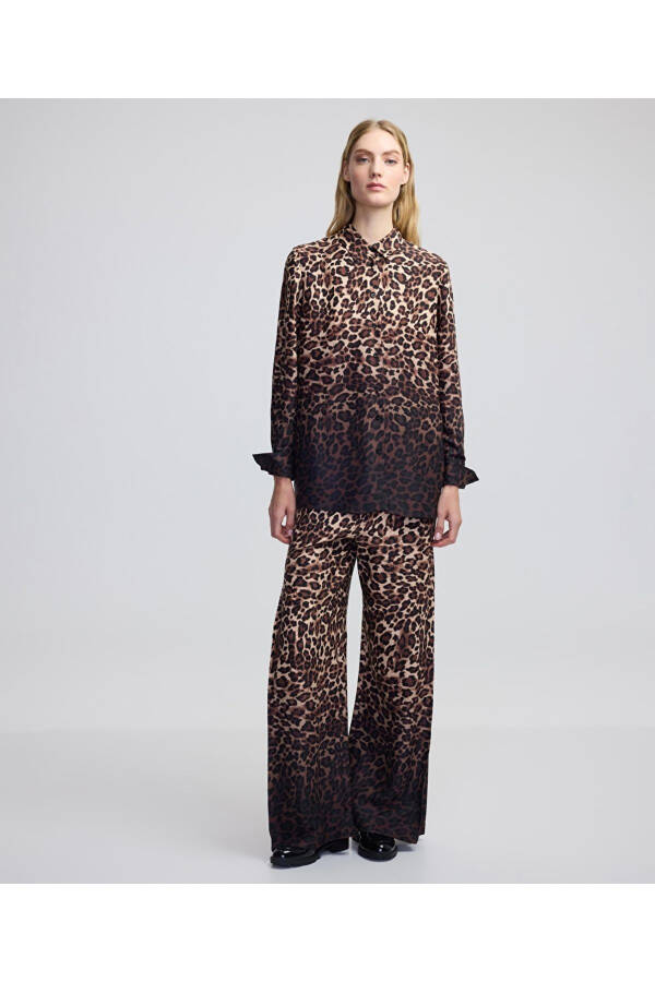 Leopard print shirt with gradient color transition - 5