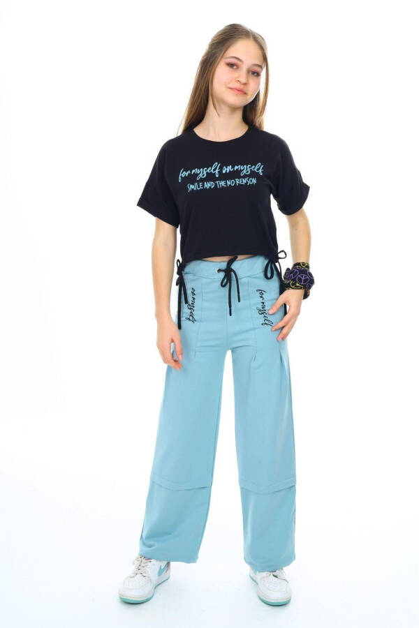 Летний спортивный комплект из двух предметов для девочек из хлопкового компактного трикотажа - 4