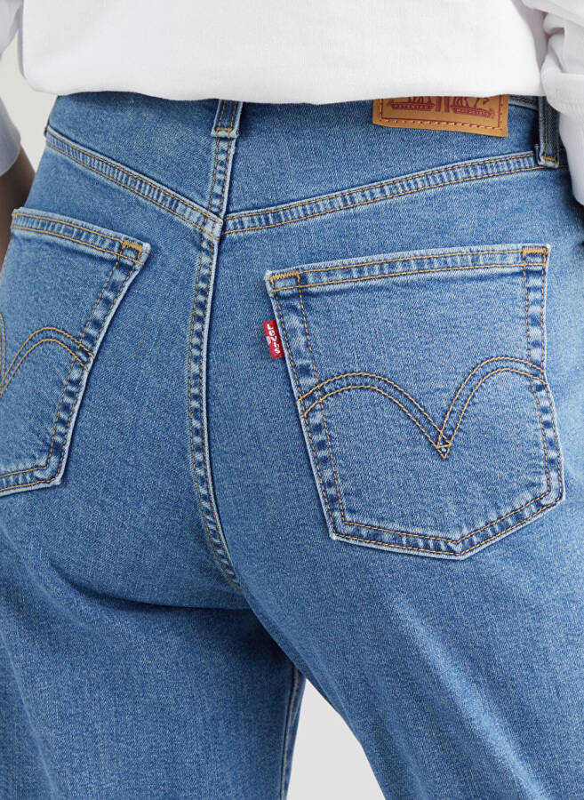 Levis Açık Mavi Kadın Yüksek Bel Denim Pantolon MOM JEAN FYI - 11