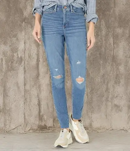Levi's Women's Premium Wedgie Icon Fit Jeans - 3