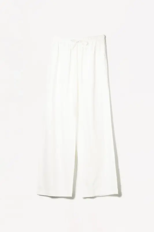 Linen-blend pants with an elastic waistband. - 2