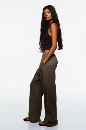Linen-blend pants with an elastic waistband. - 4
