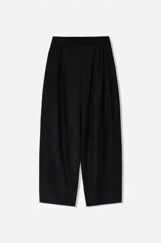 Linen-blend, pleated, balloon-fit trousers. - 2