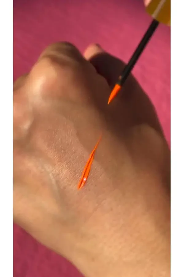 Liquid Eyeliner Orange 3.5 gr - 3