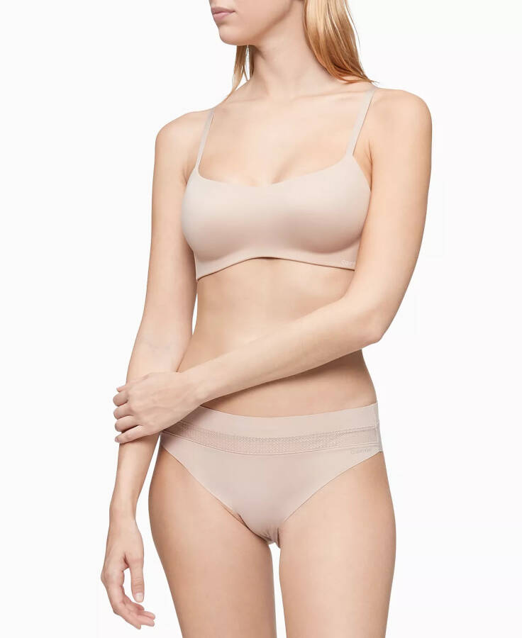 Liquid Touch Lightly Lined Bralette QF5681 Honey Almond (Nude 4) - 2