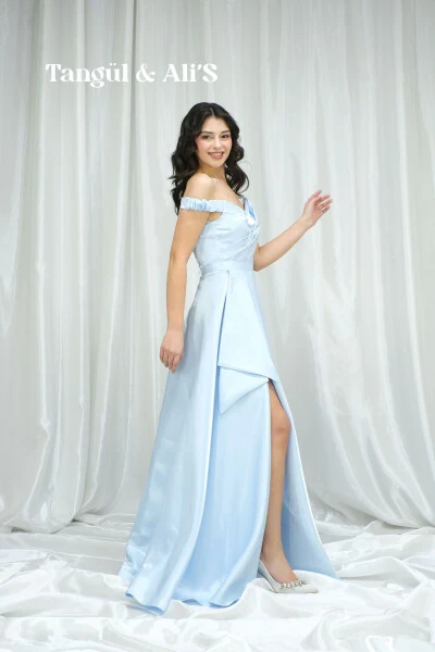 Lisbon Satin Drape Moviy Maksi Ko'ylak - Moviy - 3