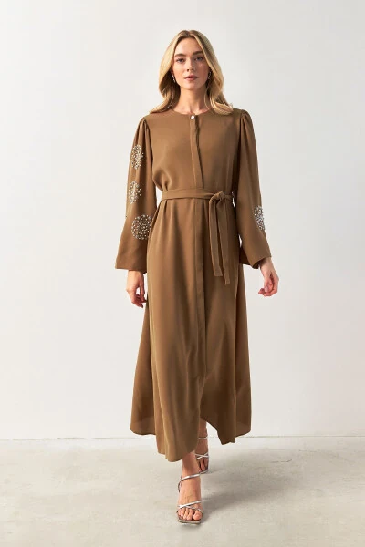 Liva Sleeves Stone Embroidered Abaya - Camel - VAVİNOR