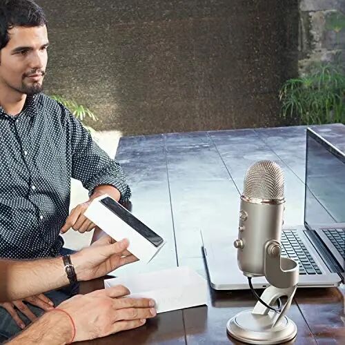 Logitech Creators Blue Yeti USB Microphone for Gaming, Streaming, Podcast, YouTube, Discord, PC, Studio Sound, Plug & Play-Whiteout - 2