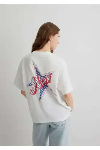 Logo Back Print White T-Shirt Oversize / Wide Cut - 3