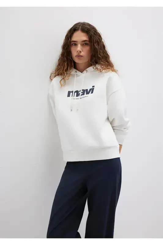 Logo Baskılı Kapüşonlu Ekru Sweatshirt 168334-81964-Beyaz - MAVI