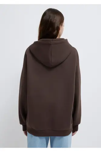 Logo Baskılı Kapüşonlu Kahverengi Sweatshirt 1600361-70222 - Kahverengi-70222 - 5