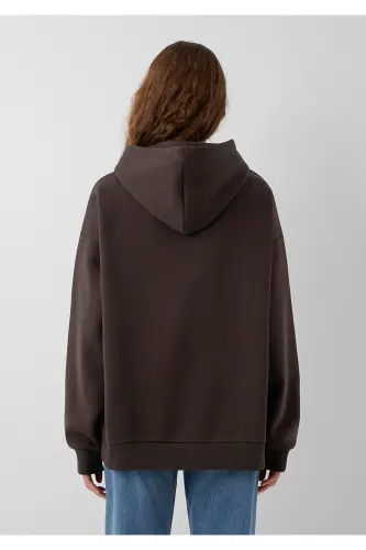 Logo Baskılı Kapüşonlu Kahverengi Sweatshirt 1600361-70222 - Kahverengi - 5