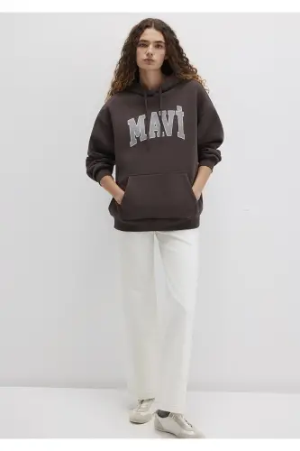 Logo Baskılı Kapüşonlu Kahverengi Sweatshirt 1600361-70222 - Kahverengi - MAVI (1)