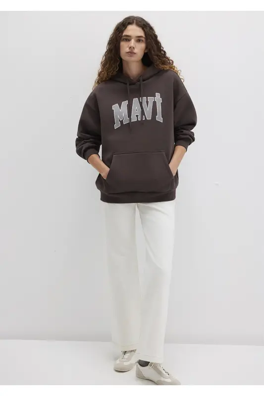 Logo Baskılı Kapüşonlu Kahverengi Sweatshirt 1600361-70222 - Kahverengi - 2