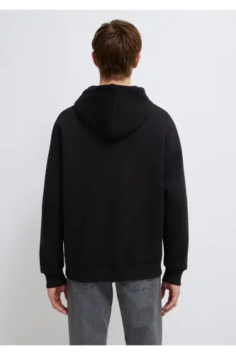 Logo Baskılı Kapüşonlu Siyah Sweatshirt 067149-902 - Siyah-902 - 5