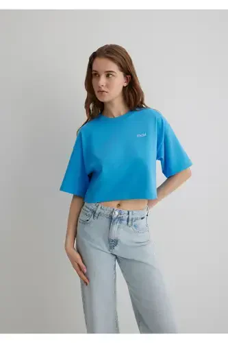 Logo Printed Crop T-Shirt Crop / Short Cut 1613070 - 5