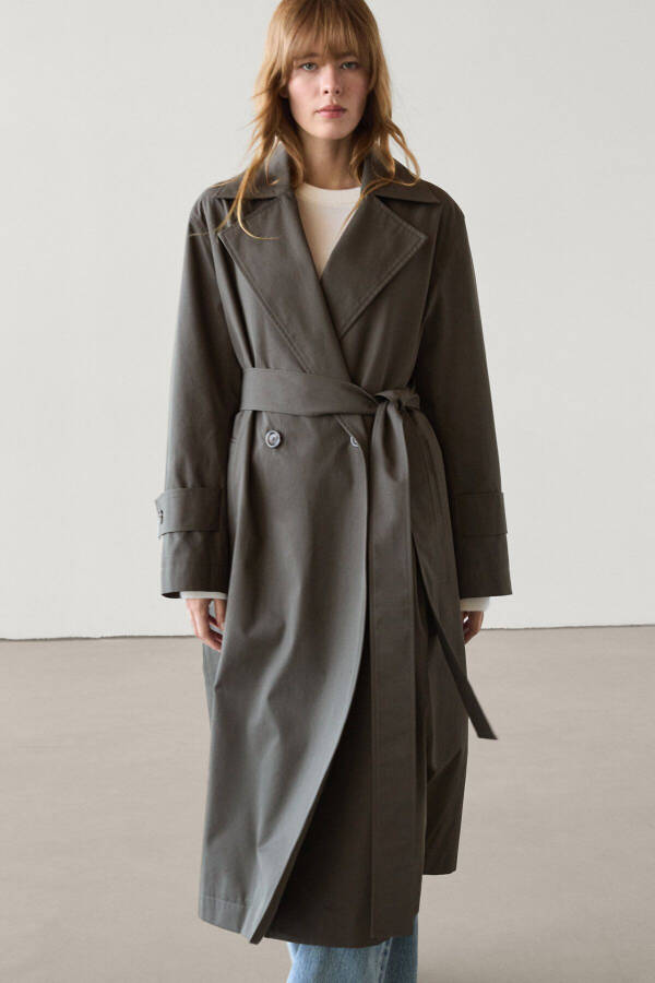 Long, cotton trench coat - 13