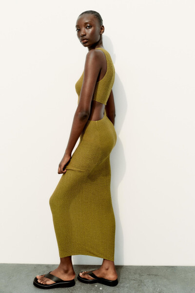 LONG DRESS WITH DECOLLETE DETAIL - Olive Green - 13