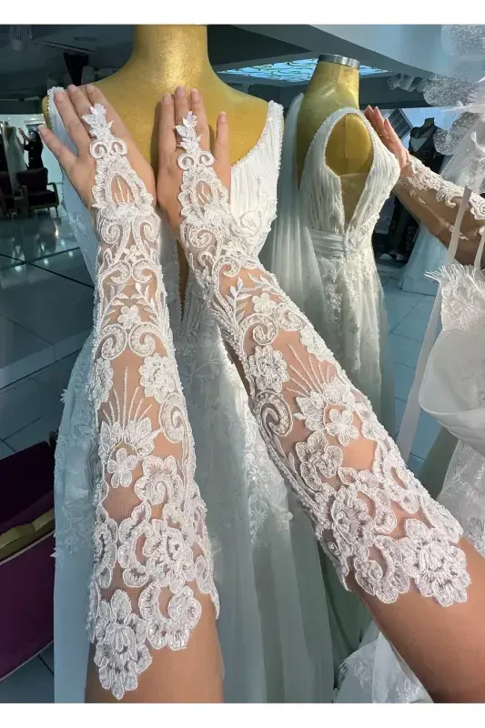 Long Lace Off-White Wedding Gloves Special Design Bridal Gloves - 2