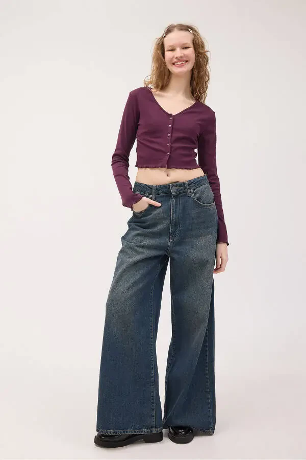 Long Sleeve Buttoned Crop Cardigan H1666-T10 - 1