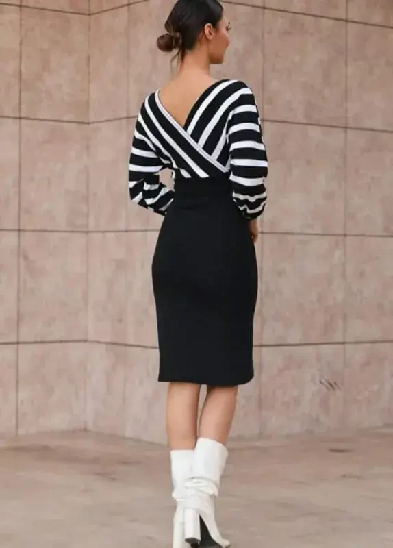 Long Sleeve Wrap V-Neckline Striped Patterned Short Knitted Dress - 2