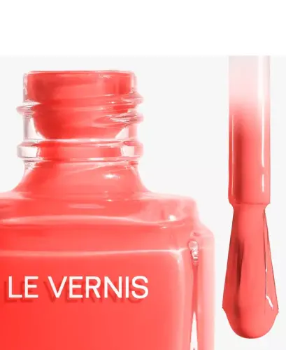 Longwear Nail Colour-121 PREMIÈRE DAME - CHANEL (1)