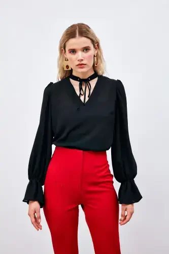 Loose Blouse with Tie Detail at the Neck - BLACK - 1