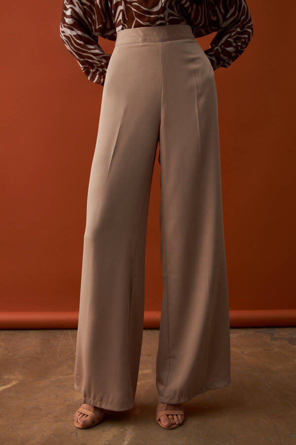 Loose Crepe Trousers - Beige - 13