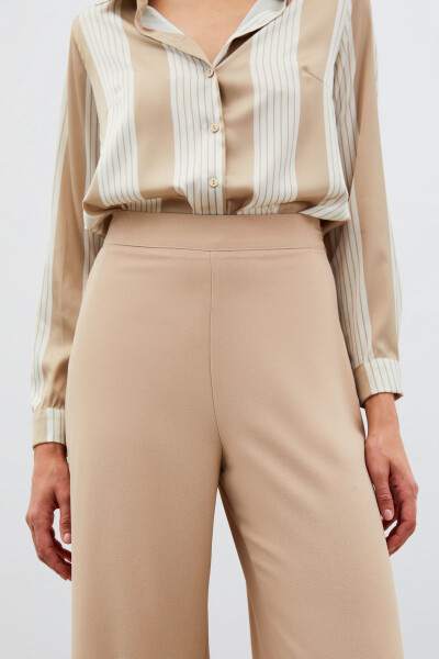 Loose Crepe Trousers - Beige - 5