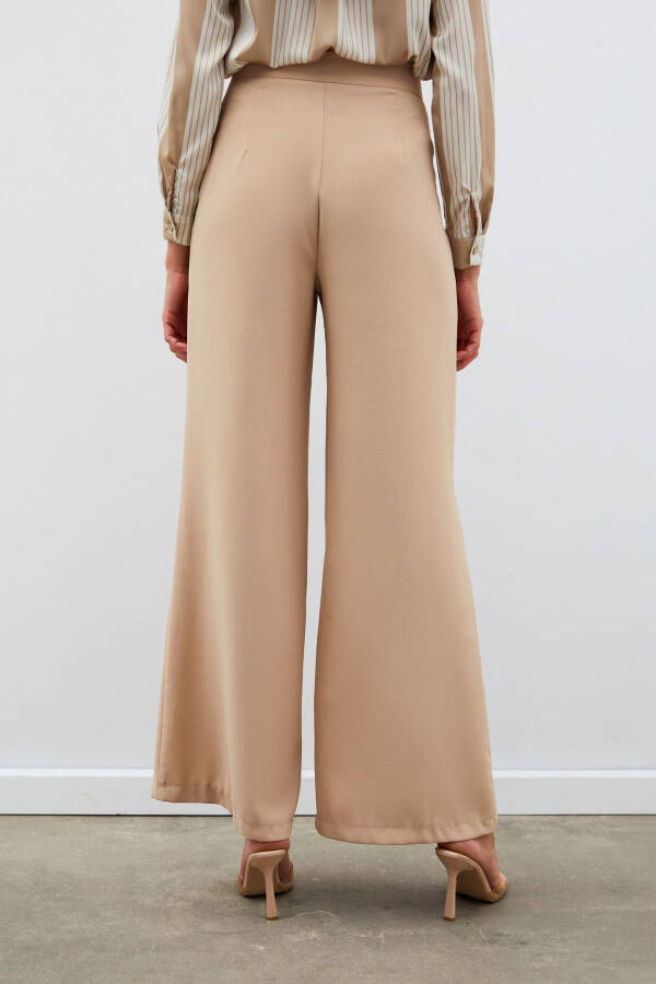 Loose Crepe Trousers - Beige - 6