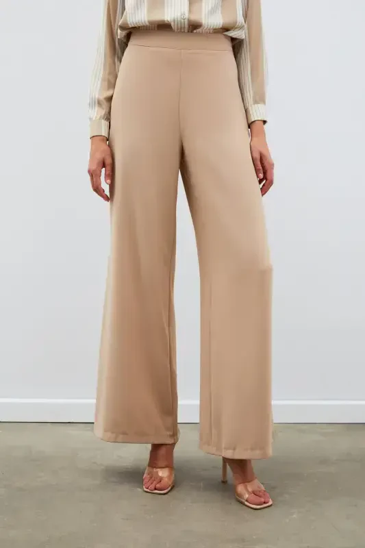 Loose Crepe Trousers - Beige - 4