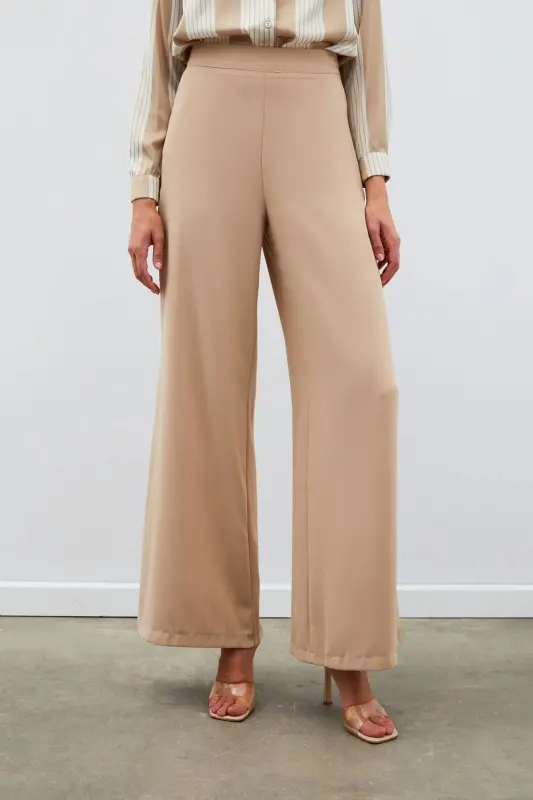 Loose Crepe Trousers - Beige - 4