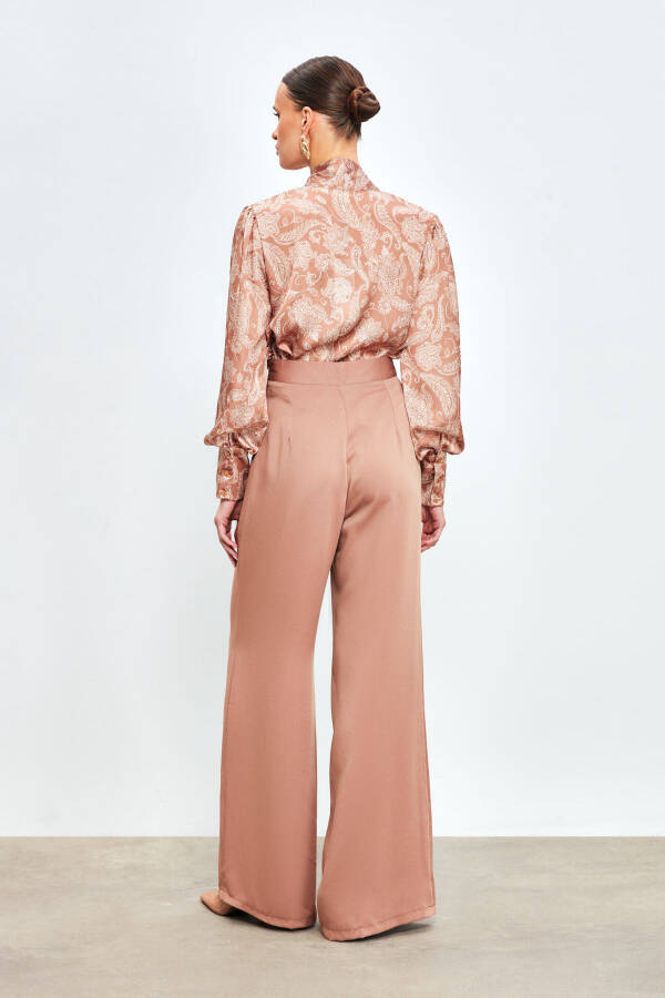 Loose Crepe Trousers - Visone - 5