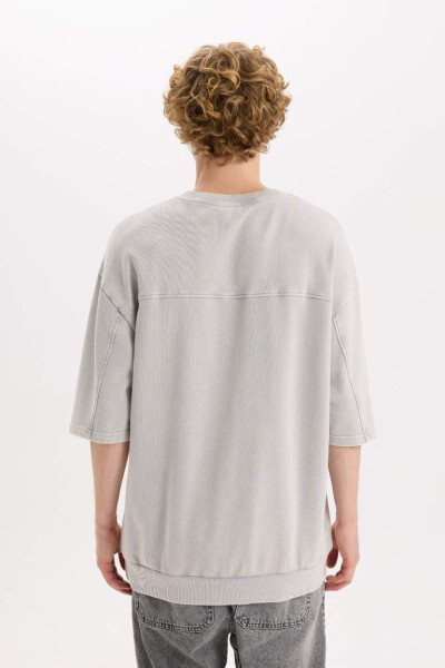 Loose Fit Bisiklet Yaka Yıkamalı Soluk Efektli Kısa Kollu Tişört-Gri - 6