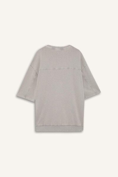 Loose Fit Bisiklet Yaka Yıkamalı Soluk Efektli Kısa Kollu Tişört-Gri - 9