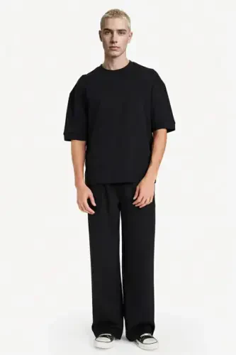 Loose Fit Crew Neck Short Sleeve Heavyweight T-Shirt Black - DEFACTO (1)