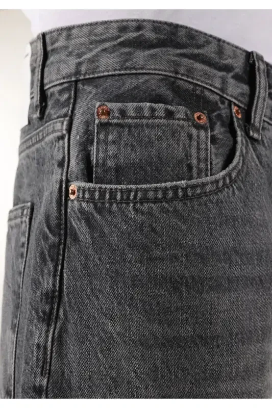 Loose fit, grey men's jeans. - 7