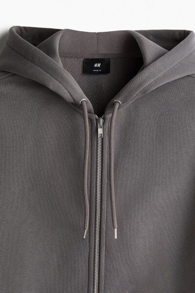 Loose fit hooded sweatshirt with zipper. - 2