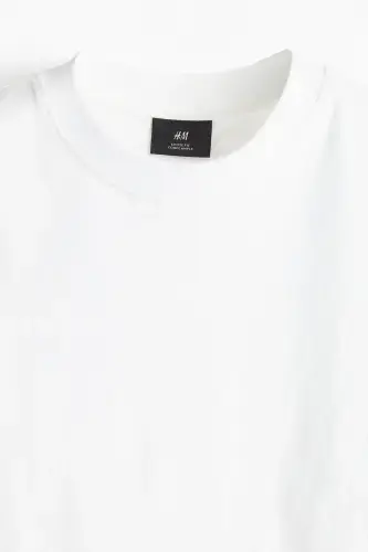 Loose Fit T-shirt - 8