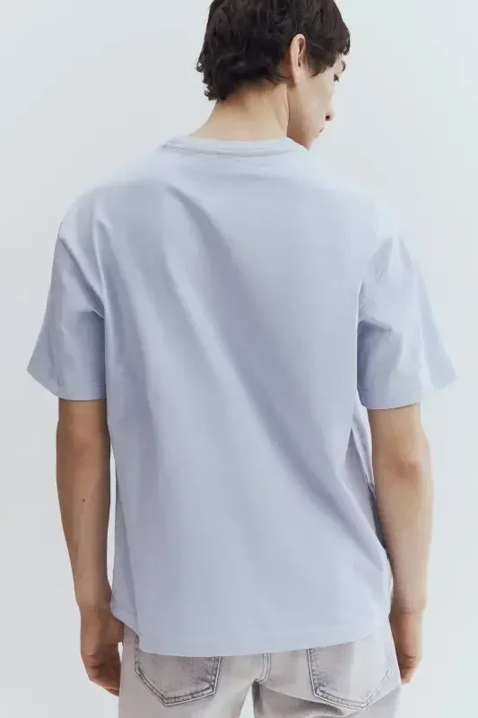 Loose Fit T-shirt - 4