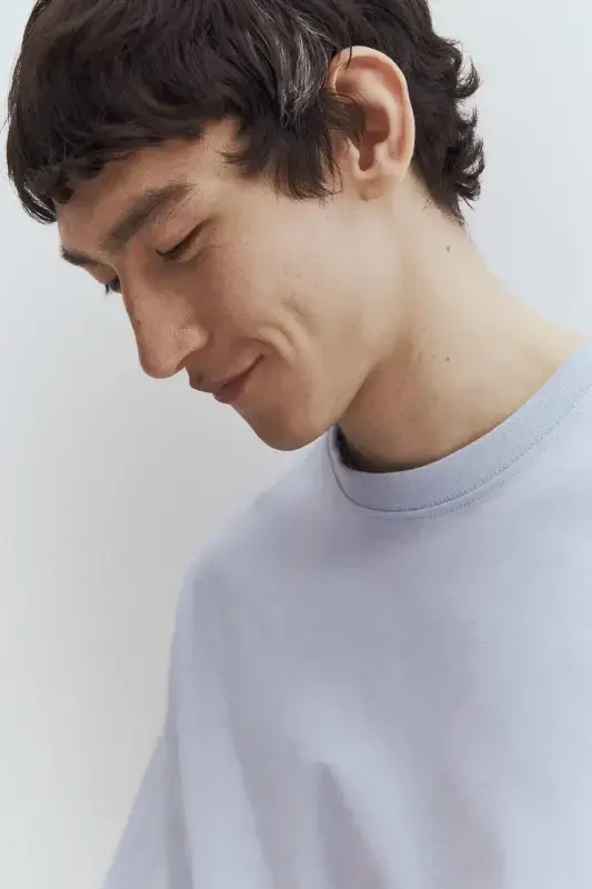 Loose Fit T-shirt - 5