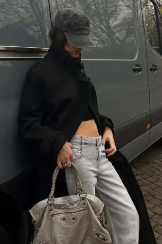 Low-rise wide-leg jeans - 3