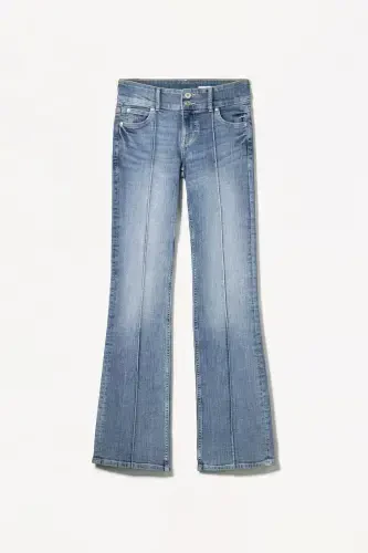 Low waist bootcut jean - BERSHKA (1)