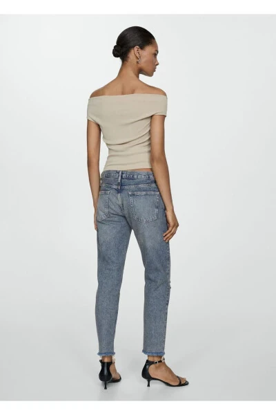 Low-Waisted Ripped Girlfriend Jeans - 4