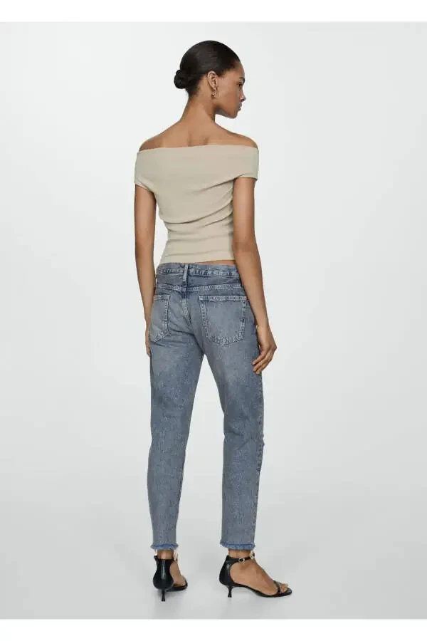 Low-Waisted Ripped Girlfriend Jeans - 4