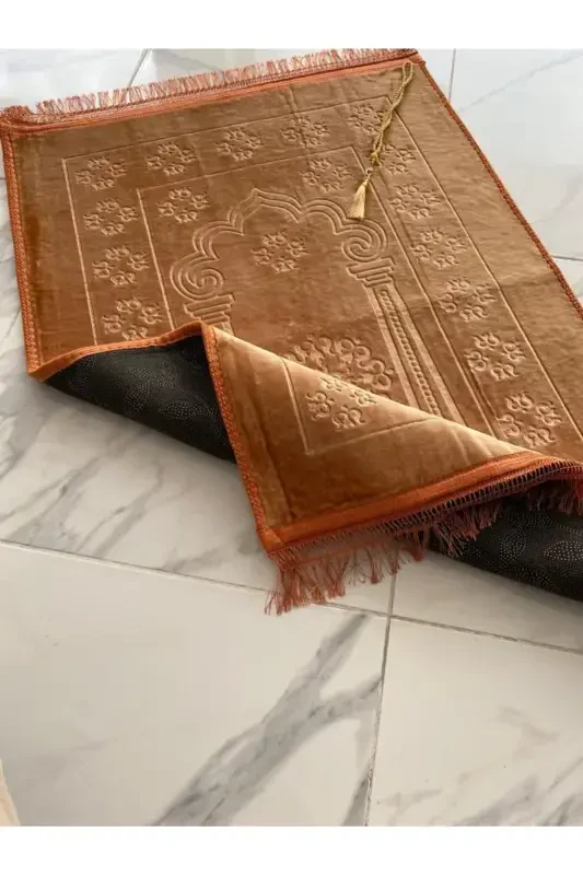 Lüks Kalın Yumuşak Peluş Kaymaz Taban Özellikli Hediyelik Çeyizlik Seccade Tesbih-Sarı - 2