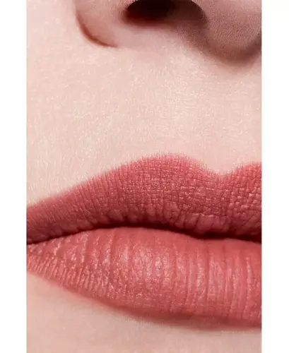 Luminous Matte Lip Colour - 77 AFFRANCHIE - 5