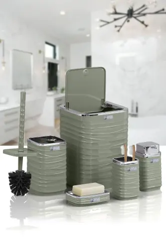 Luna Green Chrome Square 5-Piece Bathroom Set-Green - 2