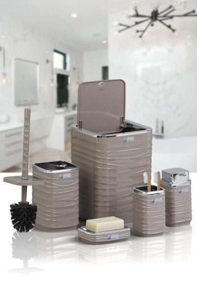 Luna Vizon Chrome Square 5-Piece Bathroom Set - 7