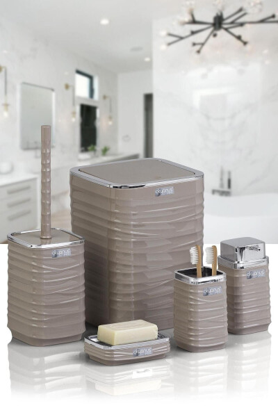 Luna Vizon Chrome Square 5-Piece Bathroom Set - 9